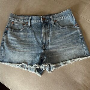 Madewell the perfect Jean short Blue Frayed Jean Shorts sz 30